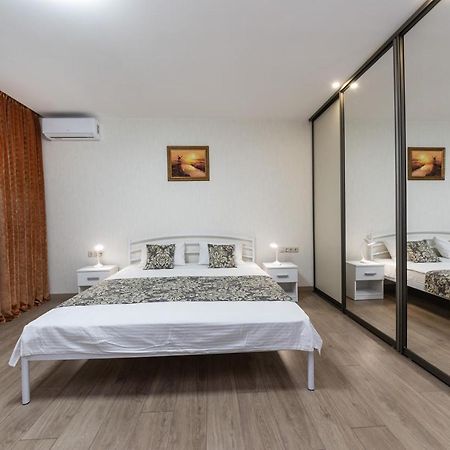 Apartments Riviera,20 Минут От Центра Kiev Exterior foto